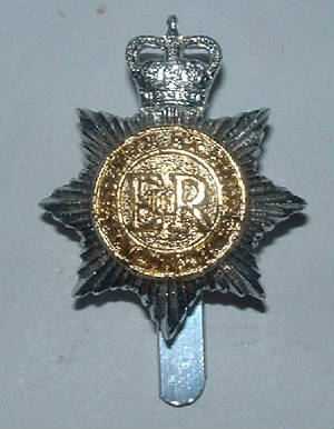 1stCOUNTYOFLONDONYEOANODISEDCAPBADGE1JPG.JPG