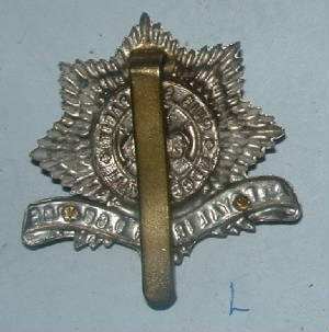 4thIRISHDRAGOONGUARSCAPBADGE2JPG.JPG