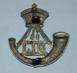 DURHAMLtInfPRE1902CAPBADGE2.JPG