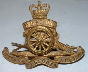 ROYALARTILLERYPOST1953GILTCAPBADGE2JPG.JPG